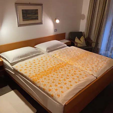 Ressmair Bed and breakfast *