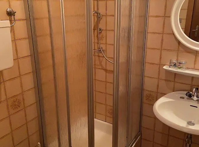 Ressmair Bed & Breakfast *